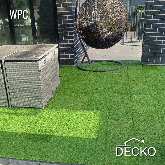 Műfű Teraszburkolat - Prémium összepattintható járólap | DECKO ( 300x300x20 mm) - (Egy darab)
